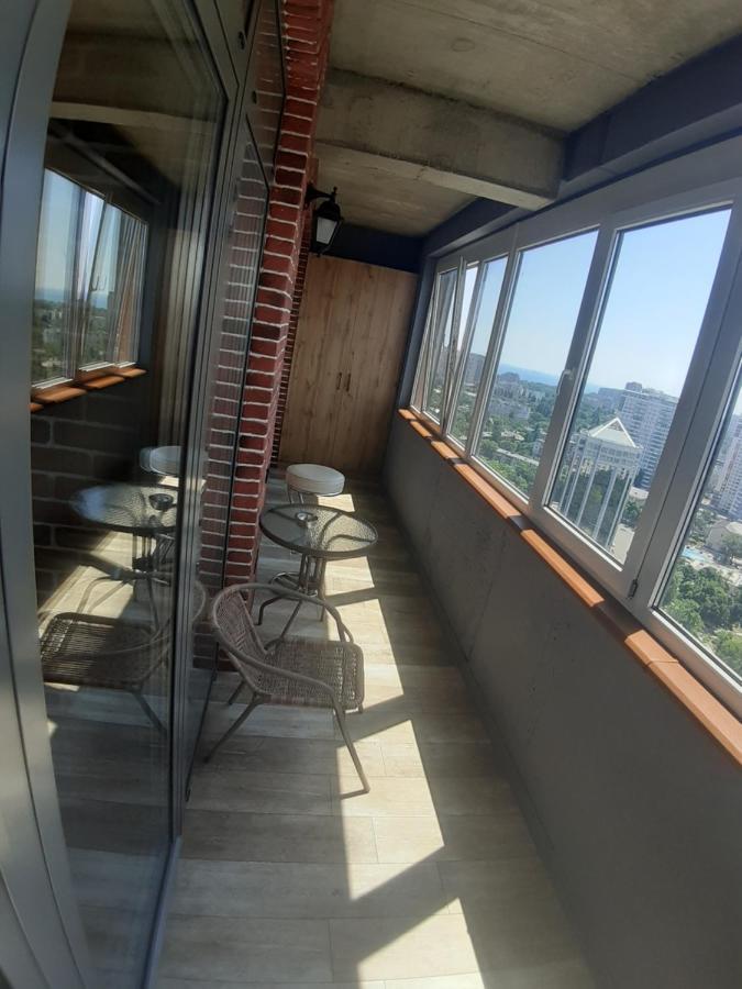 Лофт На 26 Этаже Odessa Ngoại thất bức ảnh